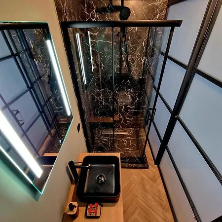 Гостьовий будинок Ra House *