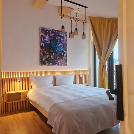 Rahouse - Self Check-in & Free Parking Guest house Brasov