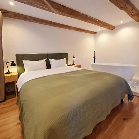 Vendégház Rahouse - Self Check-in & Free Parking 3*