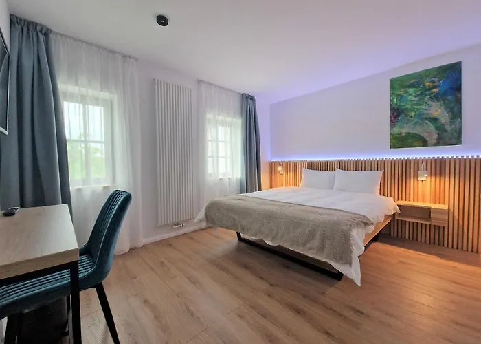 Rahouse - Self Check-in & Free Parking Guest house