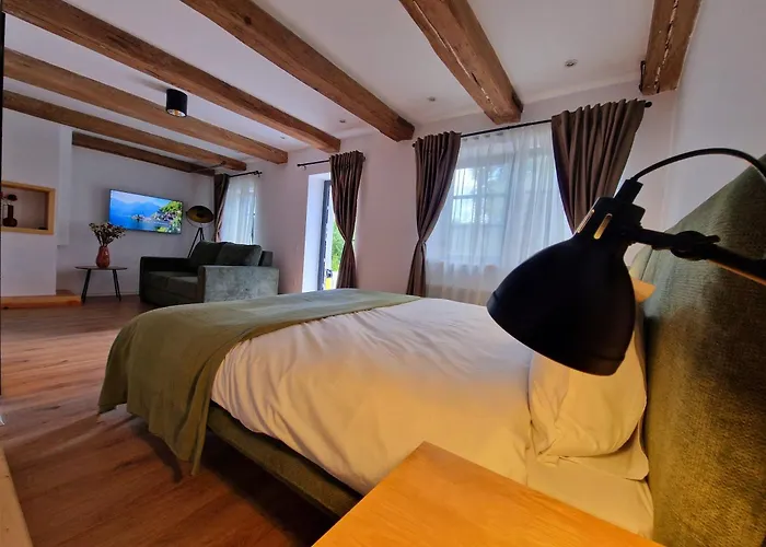 Guest house Rahouse - Self Check-in & Free Parking Brasov